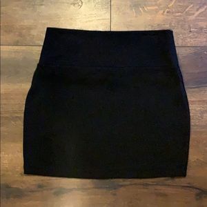 Body Central Mini Skirt; Size S